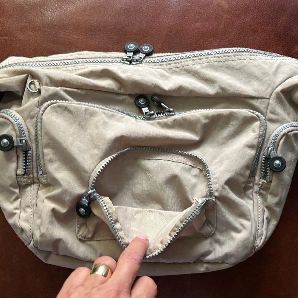 Kipling Crossbody Bag NEW - Picture 7 of 10
